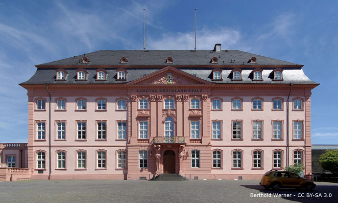 Nachhaltige Sanierung des Landtagsgebäudes von Rheinland-Pfalz in Mainz